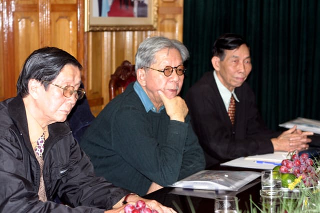 Trong lòng bè bạn