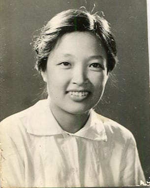 Hoa Huệ và Hoa Đỗ quyên - bài hát về ngành Y và người bạn đời của nhạc sĩ